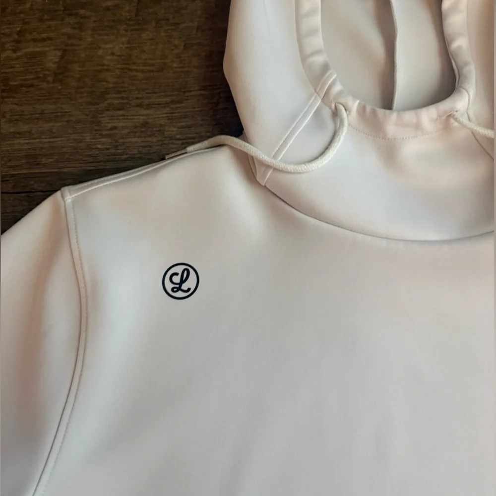 Men’s white Legends performance hoodie, size large